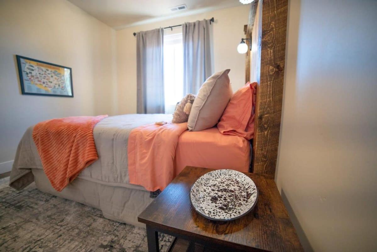 Red Canyon Bunkhouse At - New West Holiday home